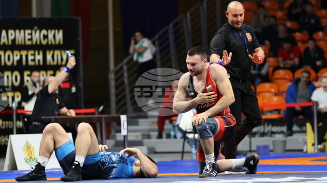 Пет титли за българските борци във втория ден от турнира "Дан Колов - Никола Петров" 