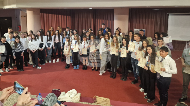 Кметът на Разград пожела на младите журналисти, участници в конкурса "Григор Попов", да станат морален стожер на обществото