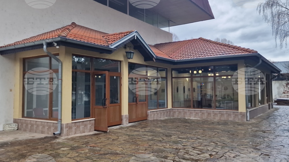 Керамичен пленер „Вода, земя и огън“ - изложба