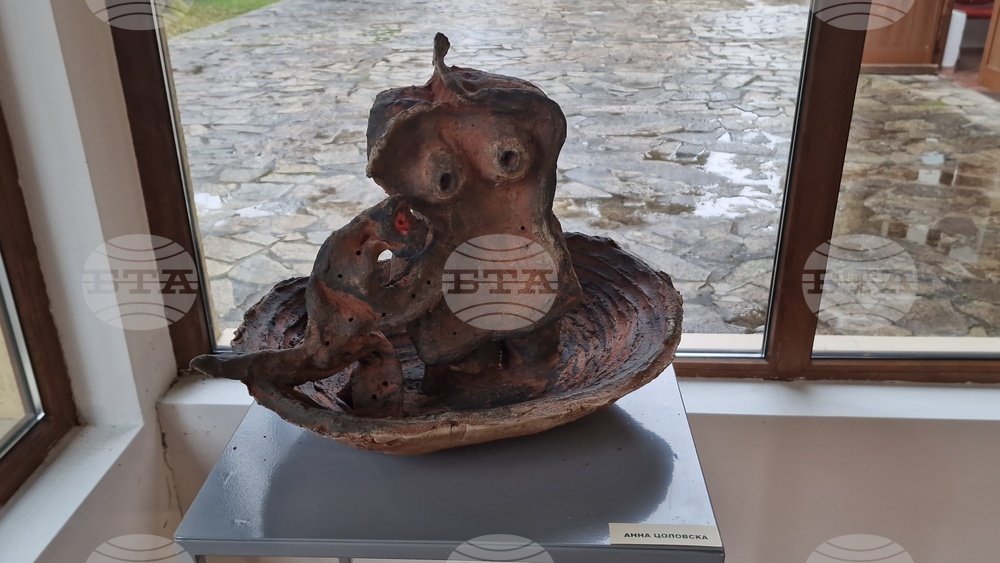 Керамичен пленер „Вода, земя и огън“ - изложба