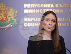 Министерски съвет - Ирина Щонова - брифинг
