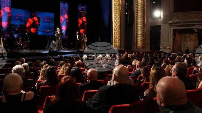 „Берлин, Берлин“ получи награда „Икар“ за най-добър спектакъл