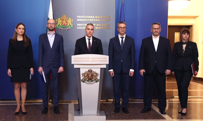 Правителството активира пакет за близо 100 млн. евро в подкрепа на най-засегнатите от кризата сектори