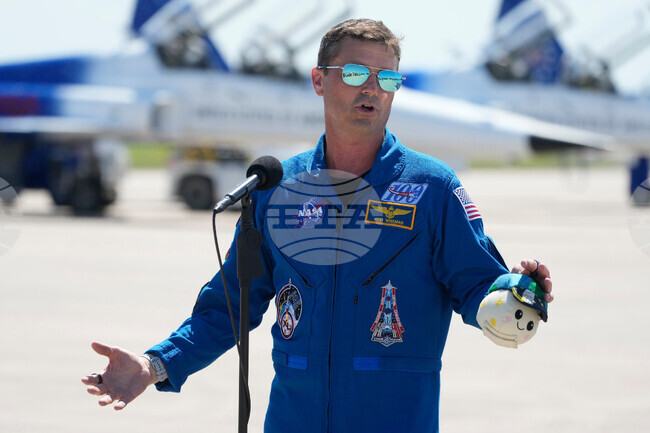 NASA Artemis Moonshot