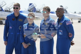 NASA Artemis Moonshot