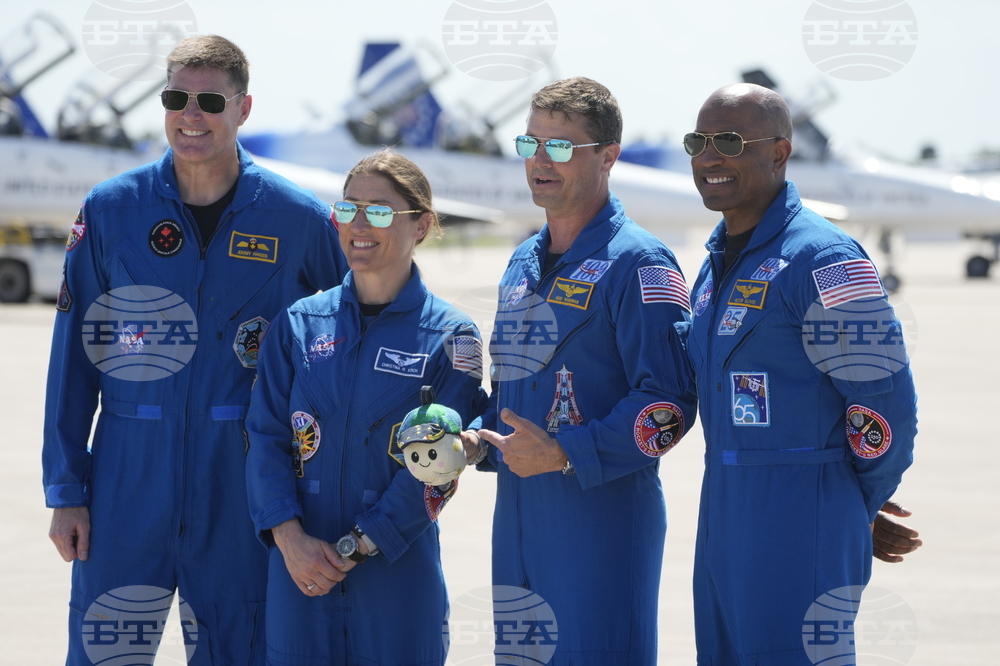 NASA Artemis Moonshot