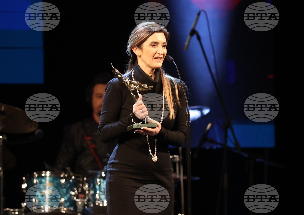 Национални награди за сценични изкуства "Икар"