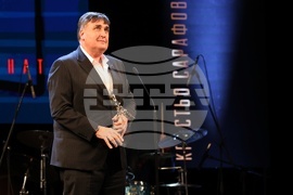 Национални награди за сценични изкуства "Икар"