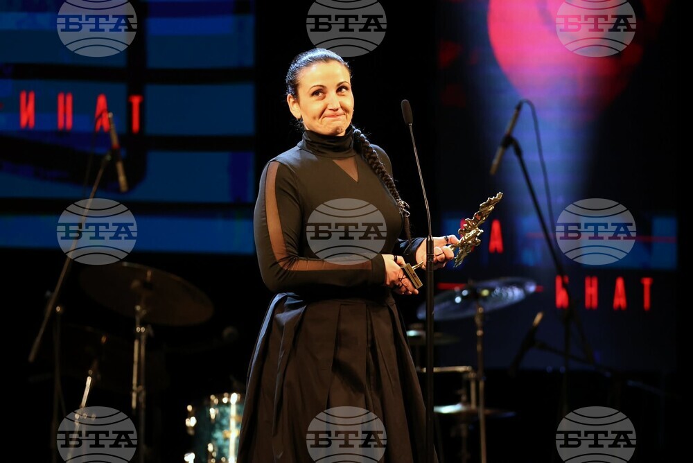 Национални награди за сценични изкуства "Икар"