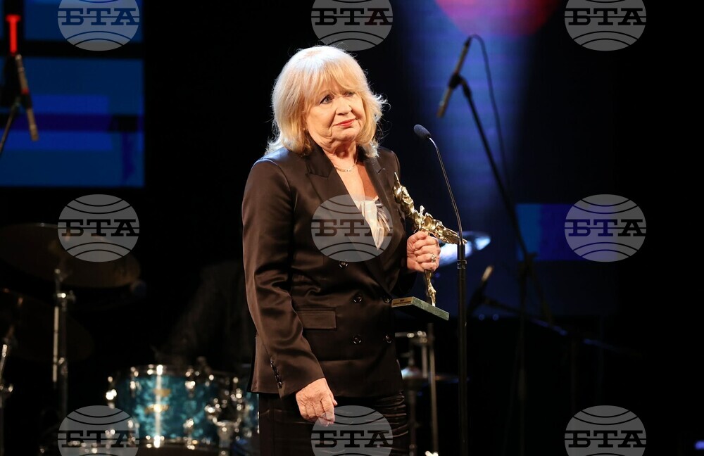 Национални награди за сценични изкуства "Икар"