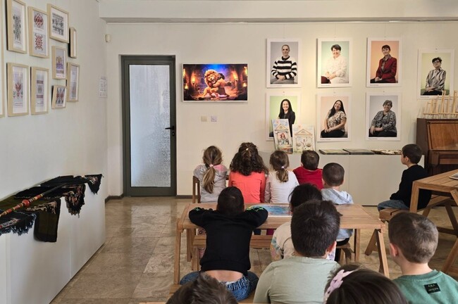 От Партенона до Бяла: Малки изследователи строят храмове и разкриват тайните на античните герои