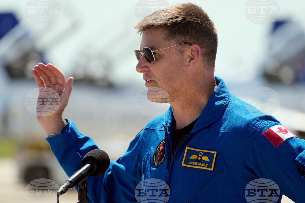 NASA Artemis Moonshot