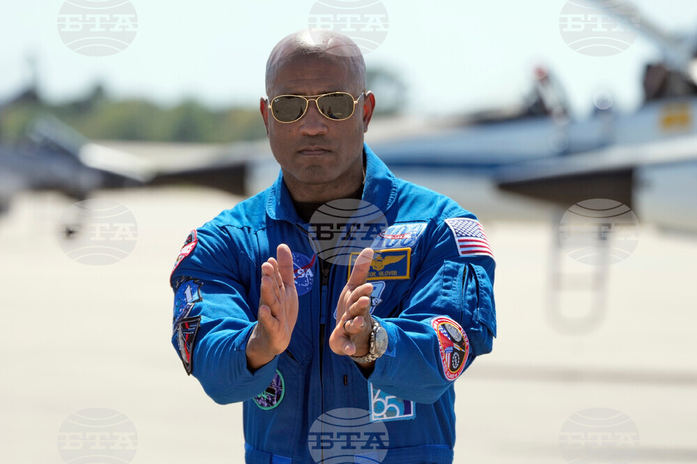 NASA Artemis Moonshot