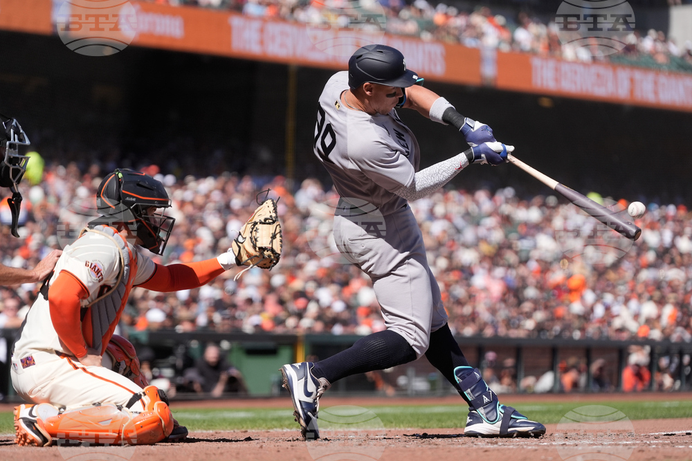 Yankees Giants Baseball