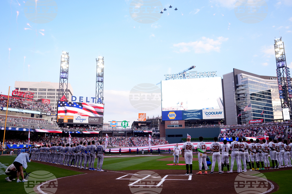 Royals Braves Baseball