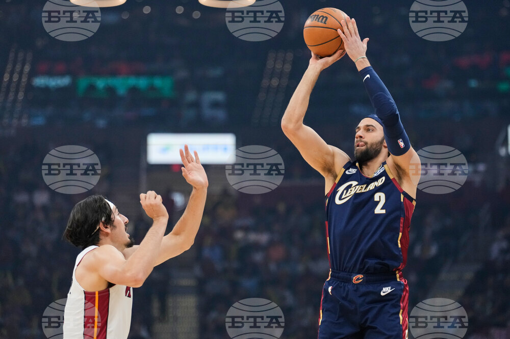 Heat Cavaliers Basketball