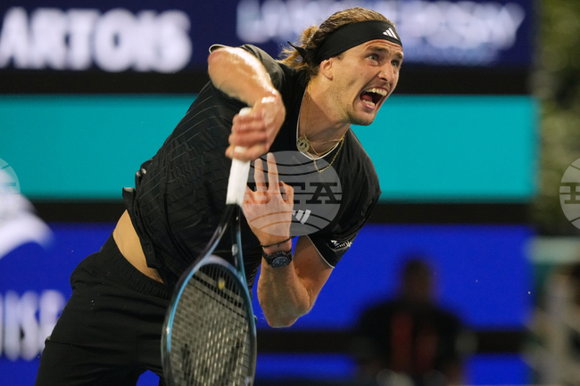 Водачът в схемата Александър Зверев стартира с победа защитата на титлата си на турнира в Мюнхен