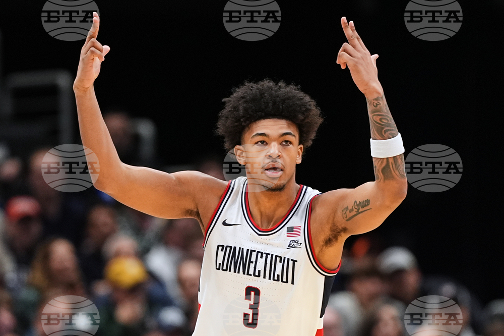 NCAA Michigan St UConn Basketball