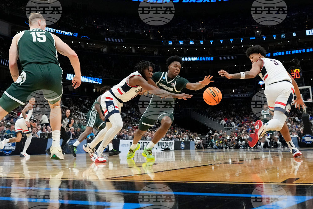 NCAA Michigan St UConn Basketball