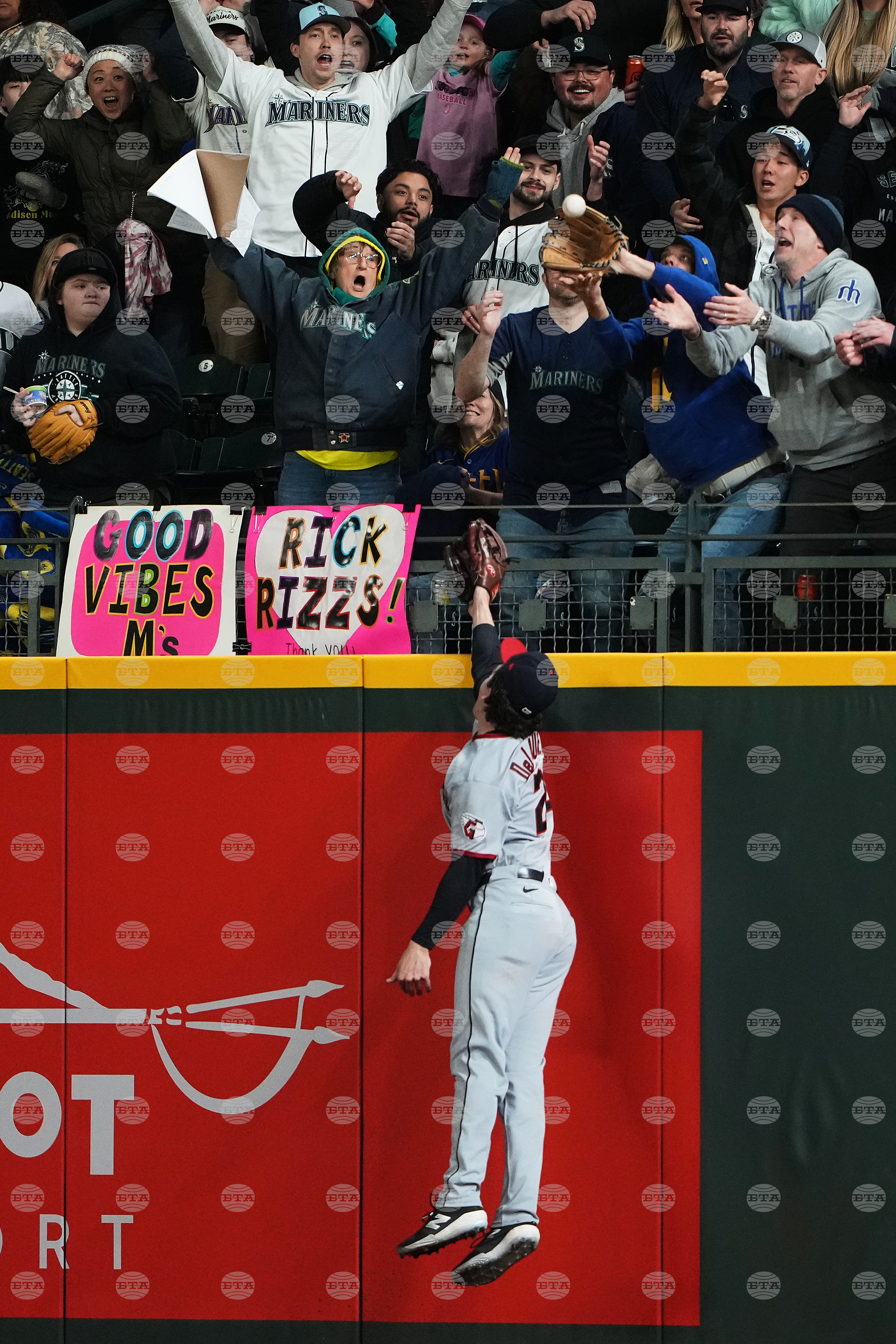 Guardians Mariners Baseball