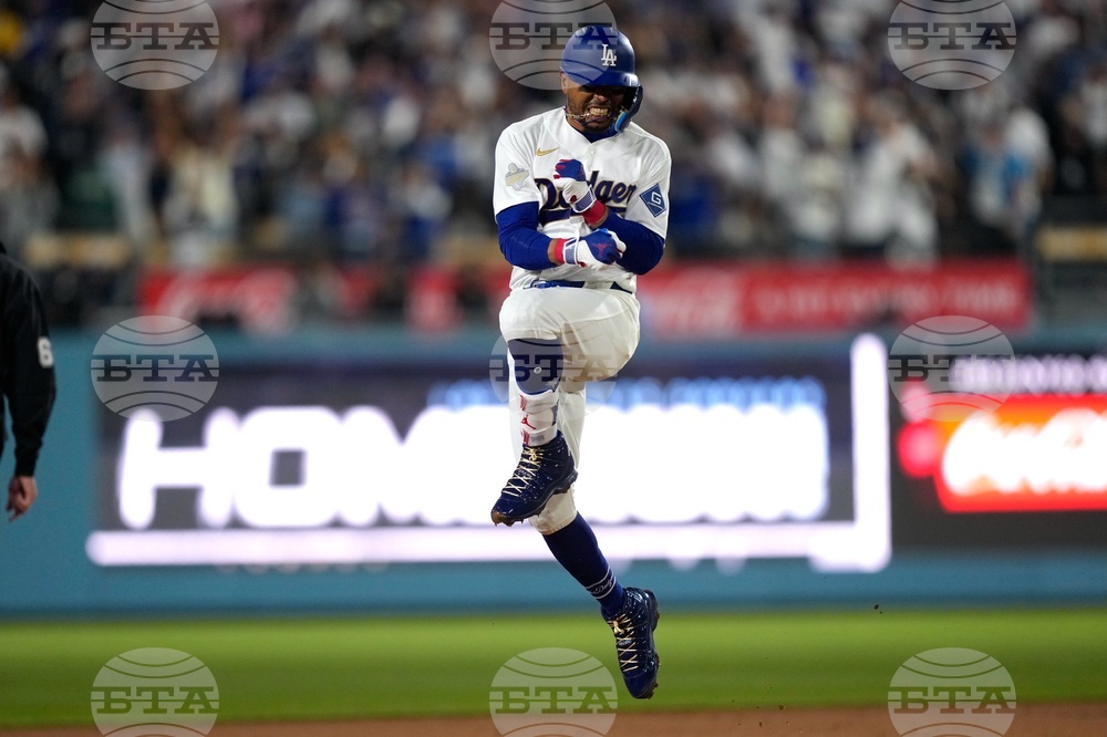 APTOPIX Diamondbacks Dodgers Baseball