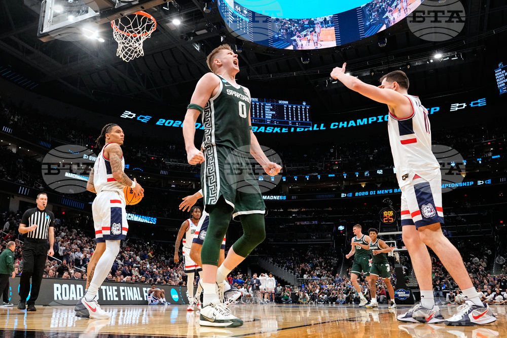 NCAA Michigan St UConn Basketball