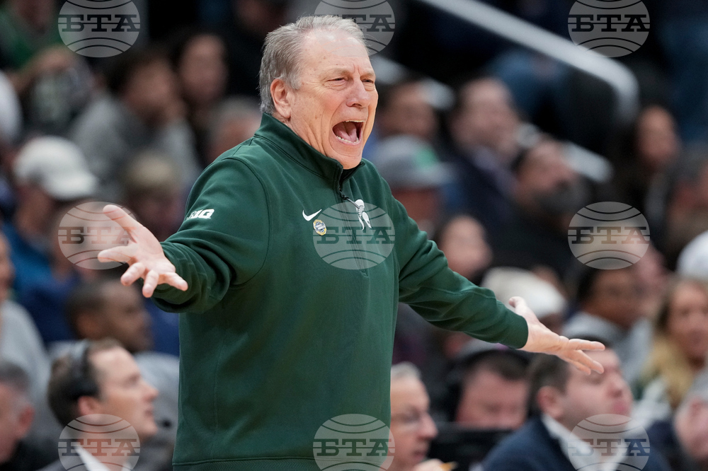 NCAA Michigan St UConn Basketball