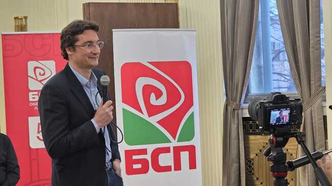 Председателят на БСП Крум Зарков ще се срещне с избиратели в Елхово и Болярово