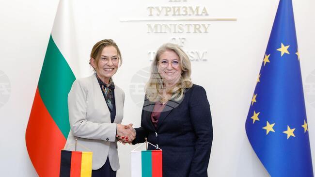Приоритетите и предизвикателствата в туризма обсъдиха служебният министър Ирена Георгиева и посланикът на Германия у нас Ирене Планк