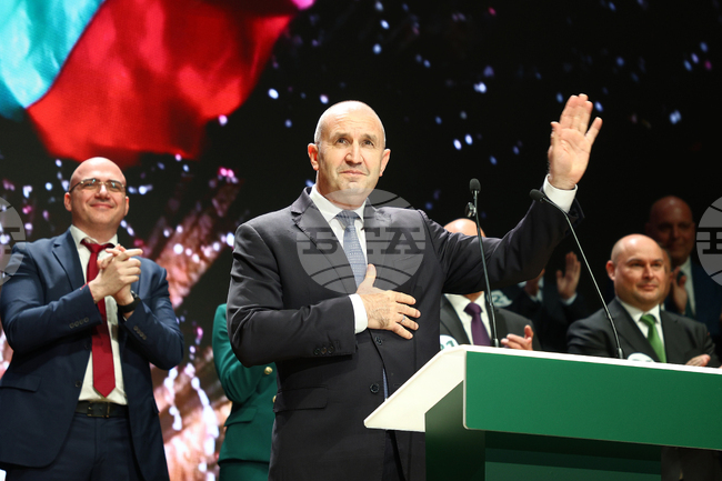 Призванието на „Прогресивна България“ е да изхвърли олигархичния модел от властта, каза Румен Радев