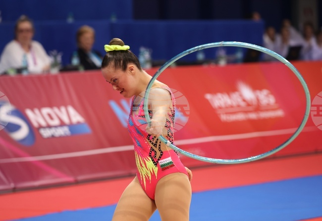 Гимнастичките със синдром на Даун взеха участие в международния турнир по художествена гимнастика „Нови звезди”