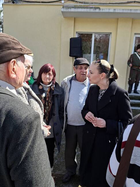 Водачът на листата на "БСП - Обединена левица" в Русе Деница Иванова се включи в Комитския събор в село Червена вода