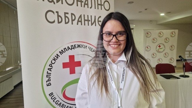 Доброволчеството е смислена кауза, която развива младите хора, каза председателят на Българския младежки Червен кръст Стели Джамбазова