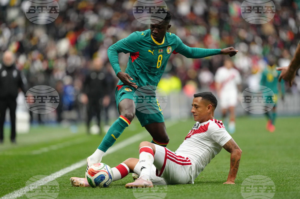 Senegal Peru Soccer