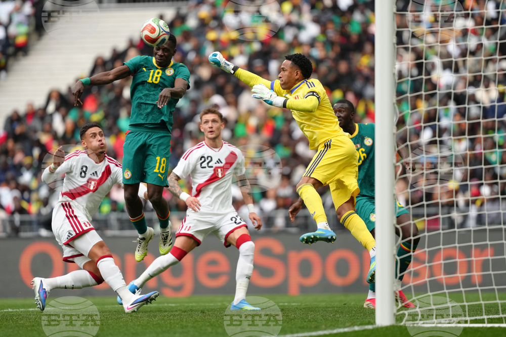 Senegal Peru Soccer