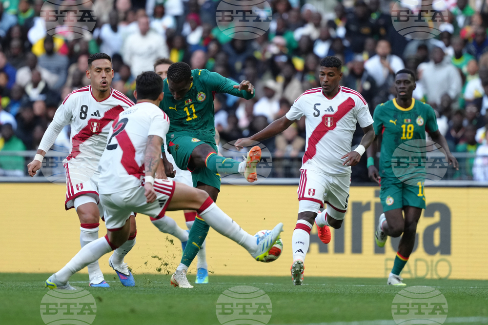 Senegal Peru Soccer