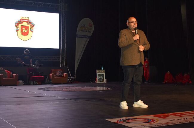 Кметът Добрин Добрев откри финалите на Държавното първенство по брейк, което се провежда в Разград днес 