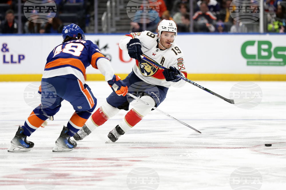 Panthers Islanders Hockey