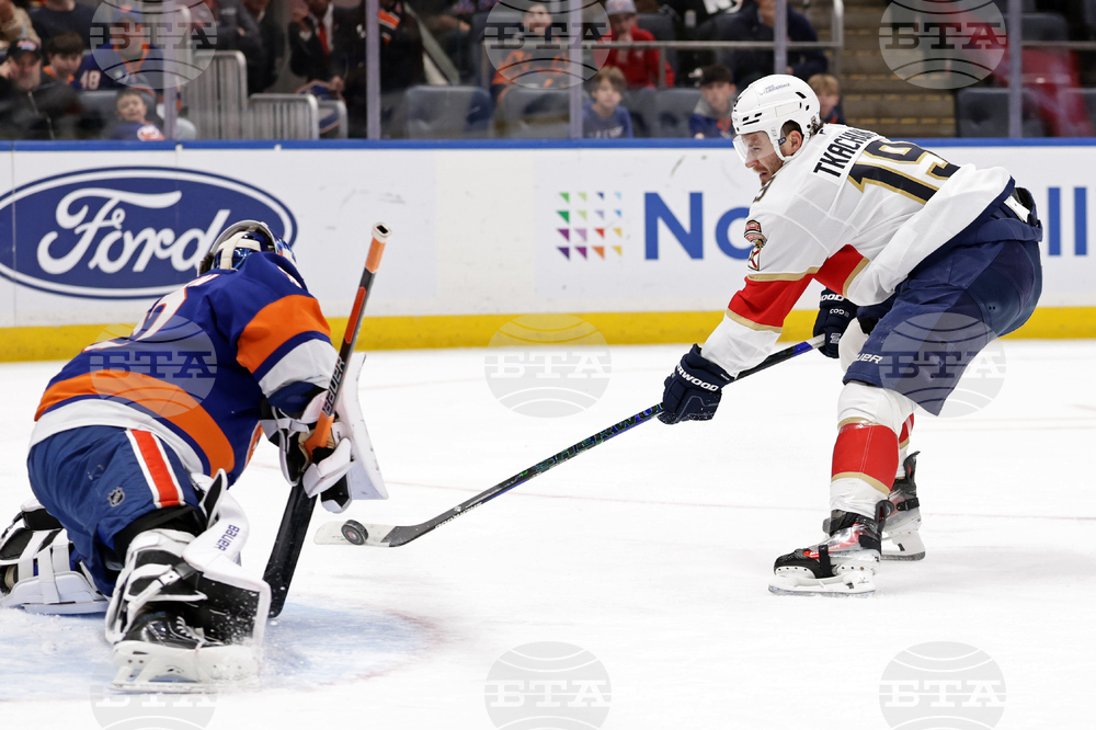 Panthers Islanders Hockey