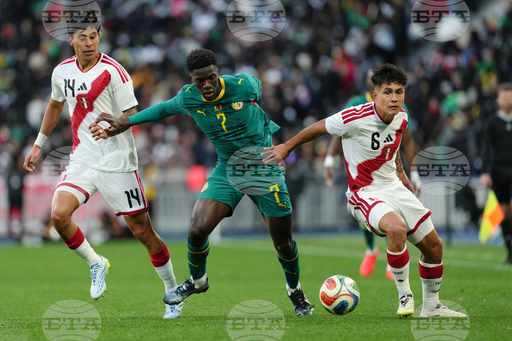 Senegal Peru Soccer