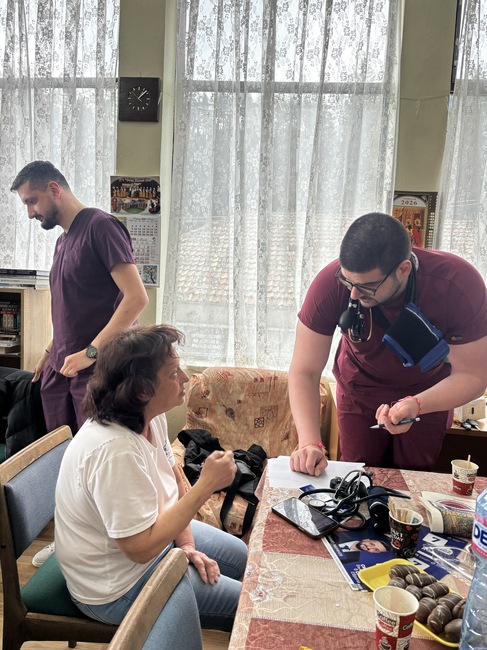 Кандидатите за народни представители от ПП-ДБ в област Смолян посетиха селата Хвойна, Малево, Орехово и Павелско