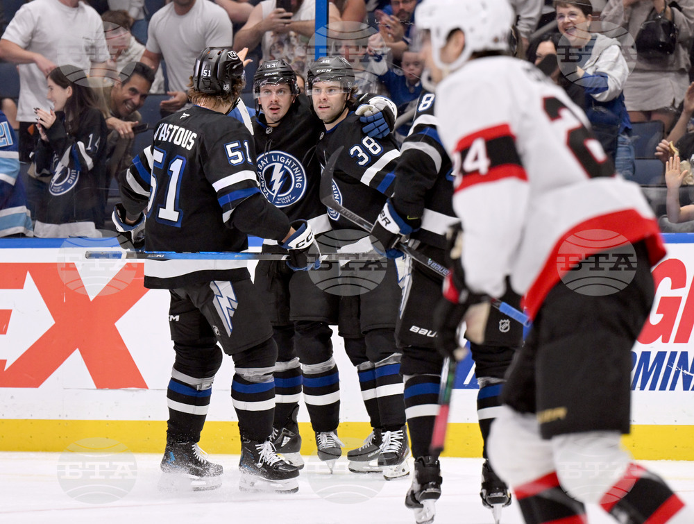 Senators Lightning Hockey