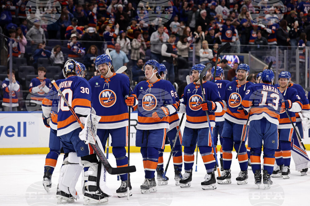 Panthers Islanders Hockey