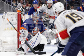 Panthers Islanders Hockey