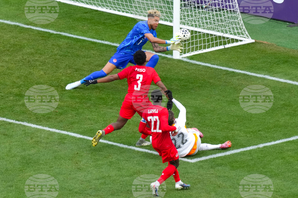 Canada Iceland Soccer