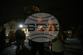 Възкресение Христово - богослужение - патриаршеска катедрала "Св. Александър Невски"