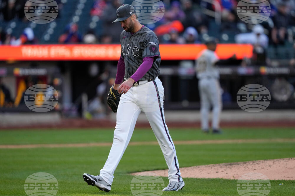 Pirates Mets Baseball