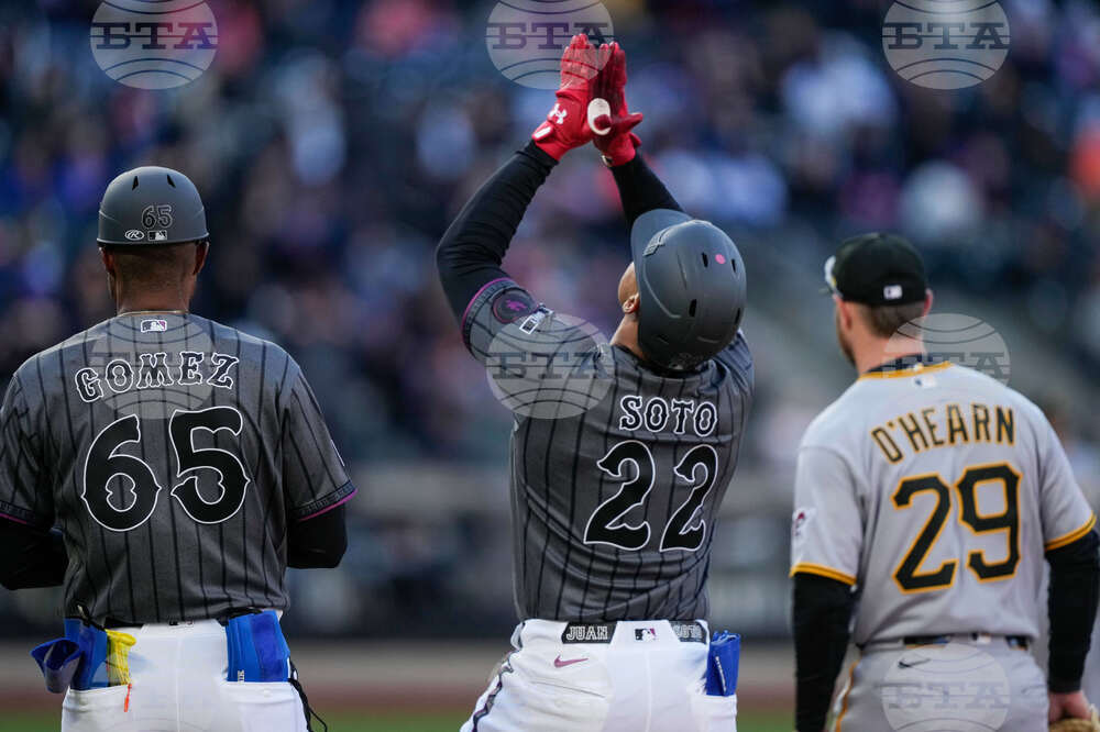 Pirates Mets Baseball