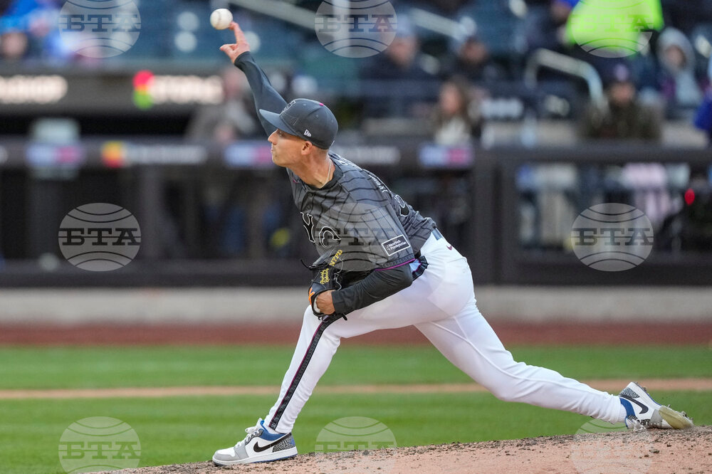 Pirates Mets Baseball