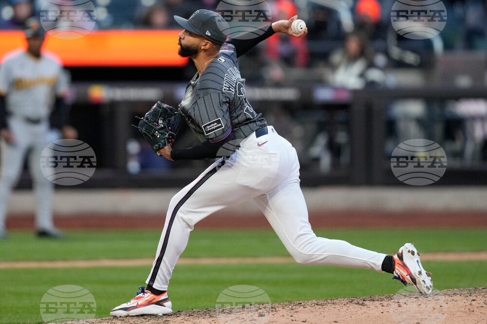 Pirates Mets Baseball